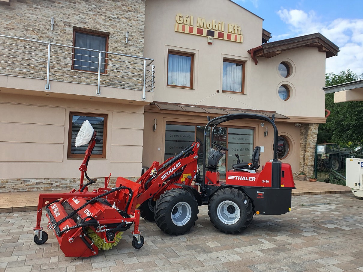 Tractor 1