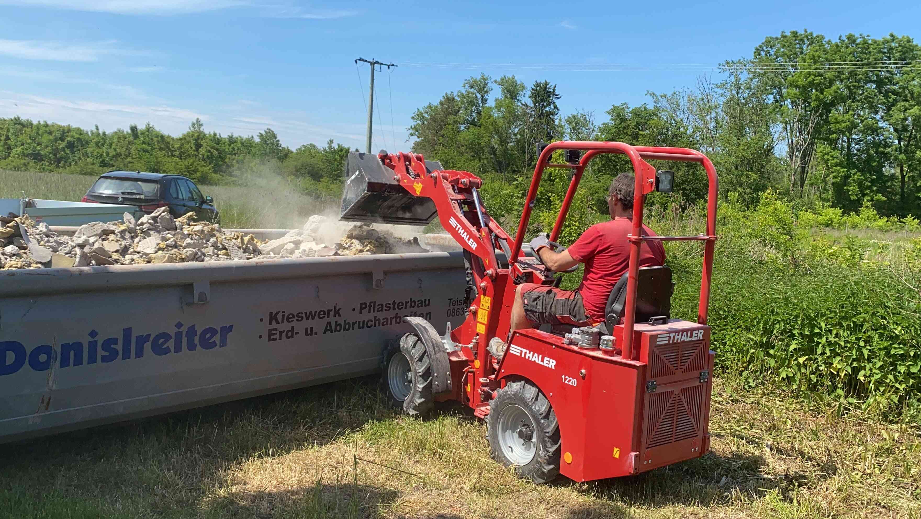 Tractor 4